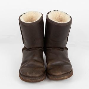 Ugg Women's Classic Short Leather Boots Brownstone Size 6